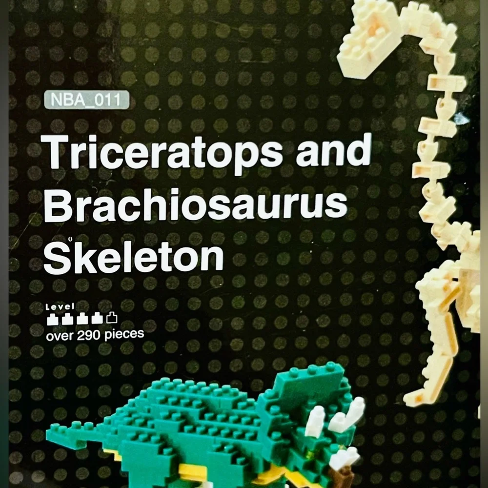 NEW Nanoblock Triceratops & Brachiosaurus